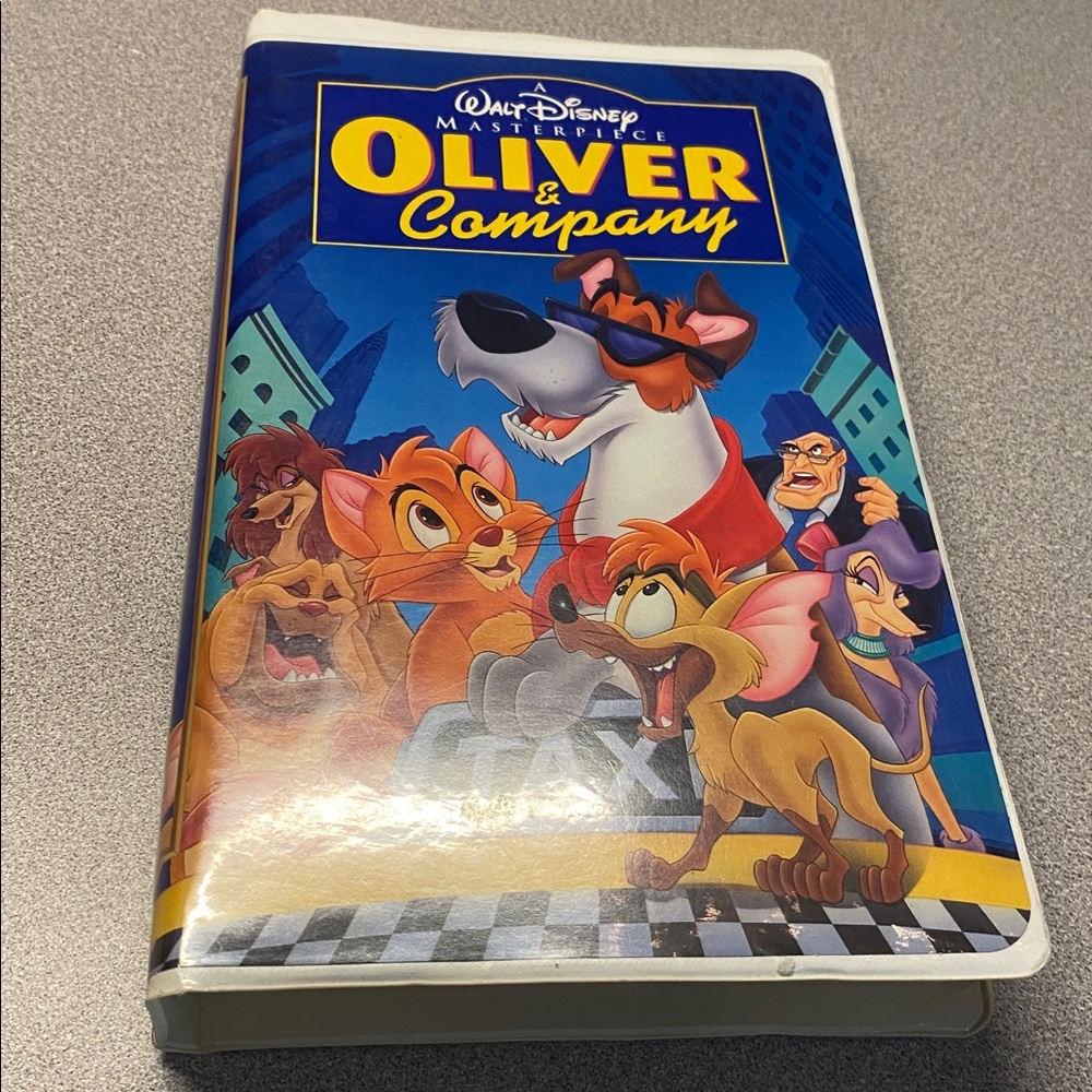 Vintage/Retro Disney VHS Video Cassette - Oliver and Company - Movie Animation